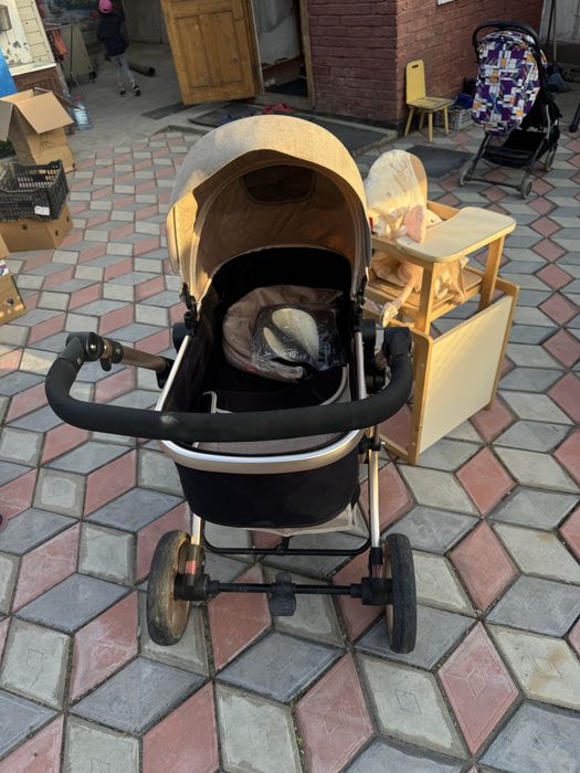 Продам детскую коляску