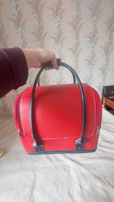 Кейс, одноразовые простыни для процедур