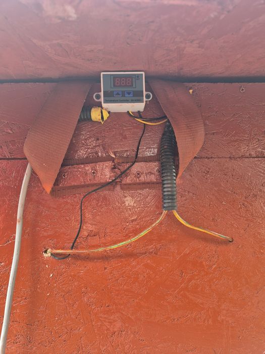 Cușcă câini cu încălzire in pardosea( talie mica )