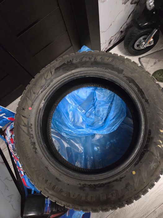 Шины 205/60R16 б/у