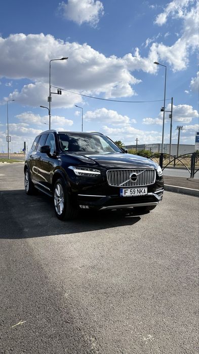 VOLVO Xc90