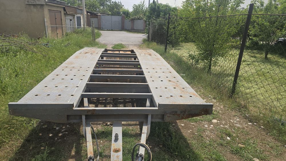 Прицеп эвакуатор