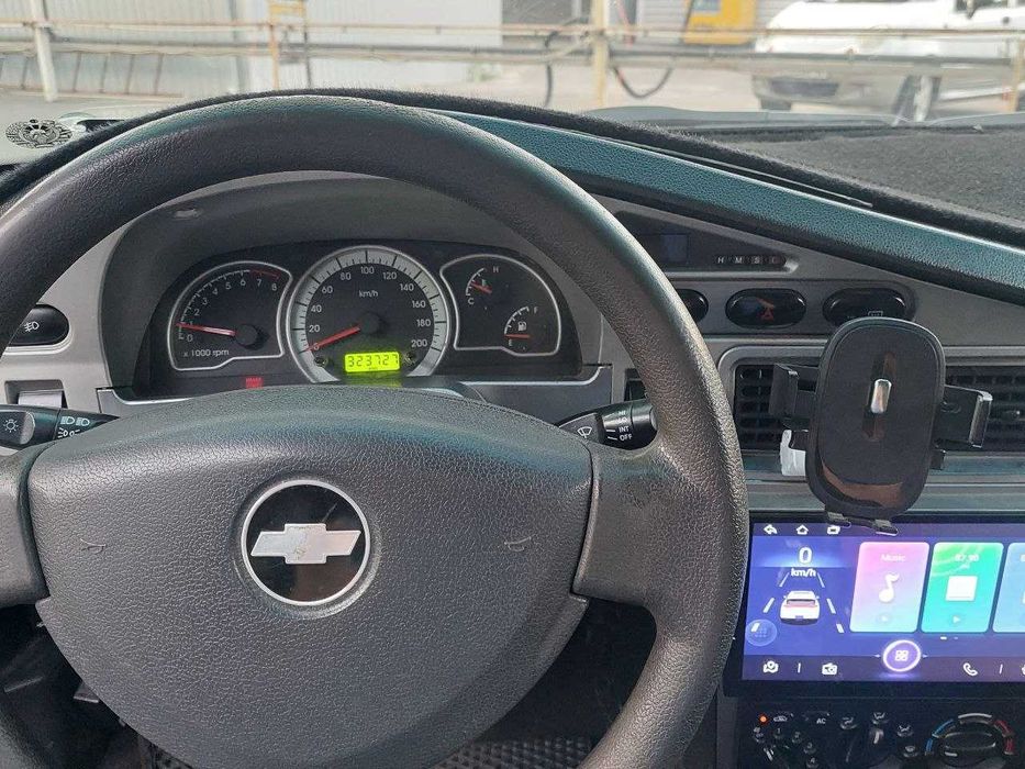 Nexia 2,  1.6 DONS Super, sotiladi.