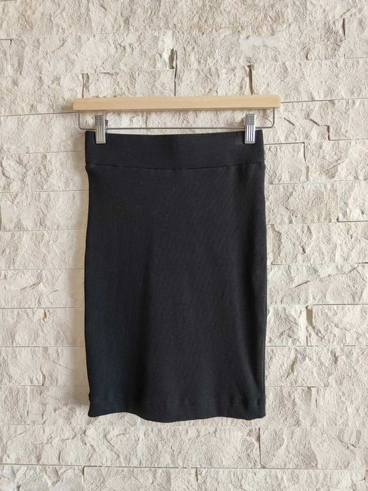 Черна пола Guess