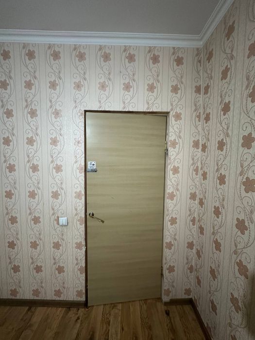 Двери и шкаф бесплатно
