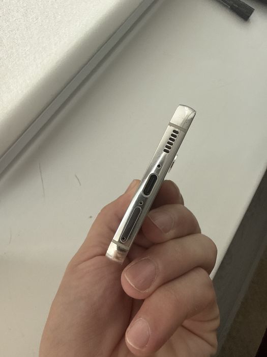 Samsung S23 за 130000тг