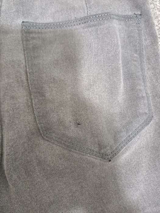 Blugi skinny cu talie înaltă