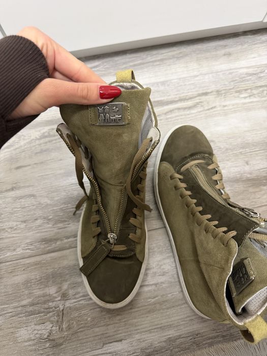 Кожени зелени кецове