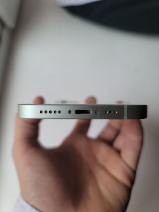 IPhone 12 идеал.