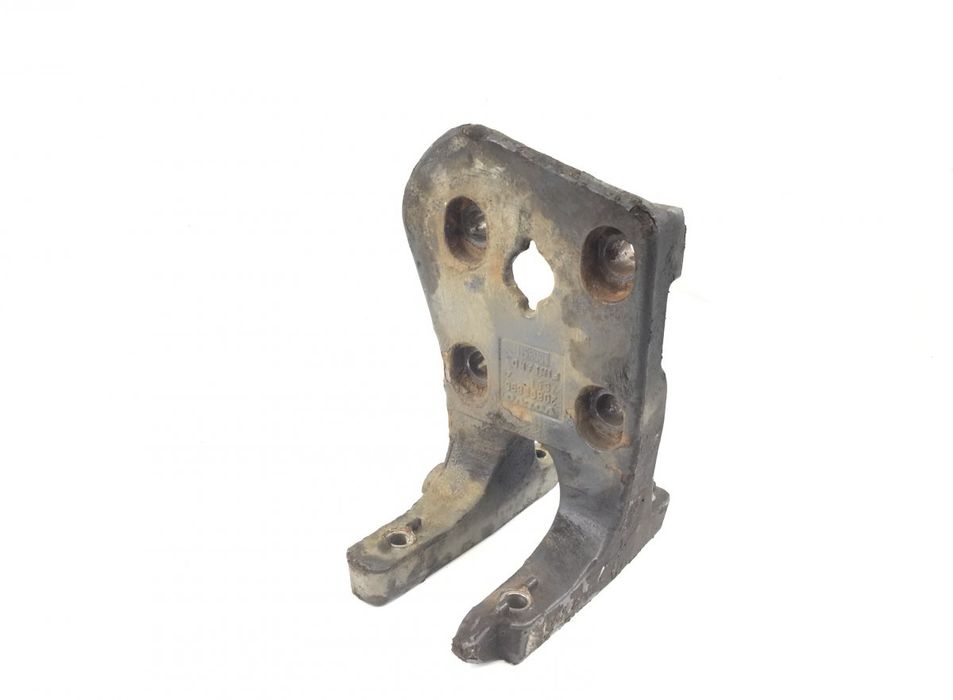 20806896 Suportul tijei de torque, axa față dreapta VOLVO FH12, FH16, NH12, FH, VNL780 (1993-2014) VOLVO
