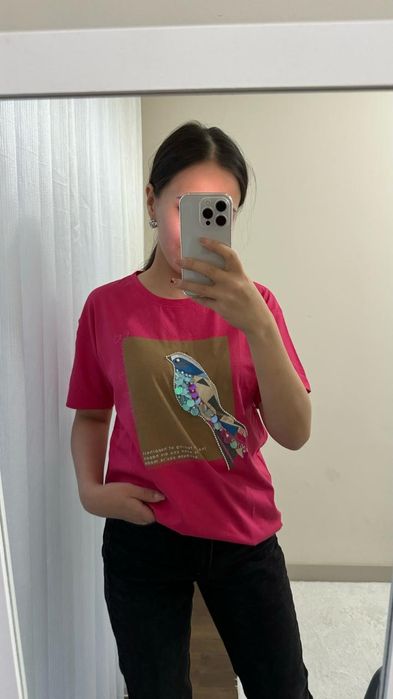 Женские футболки