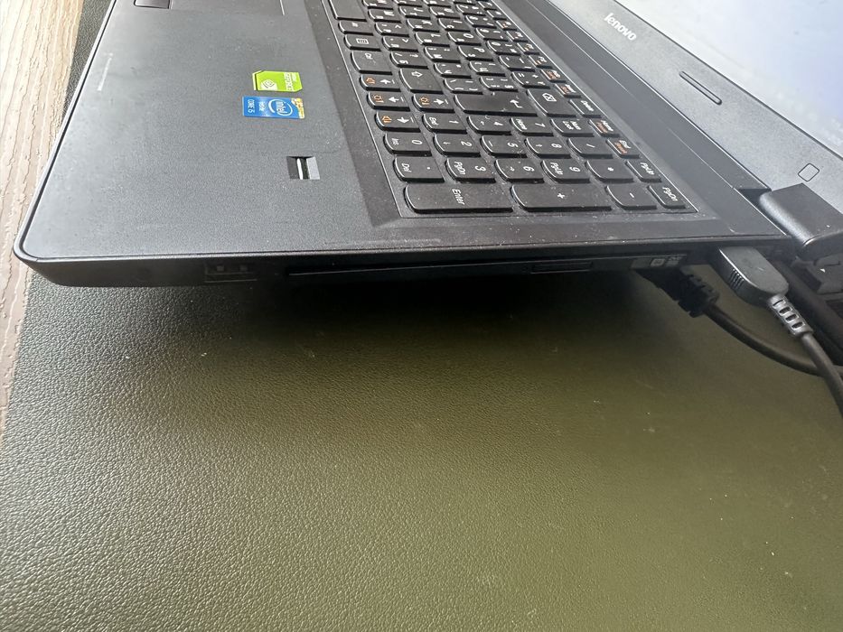 Лаптоп Lenovo B5400 | Intel Core i5 | 16 GB RAM | 480 GB SSD | NVIDIA видеокарта