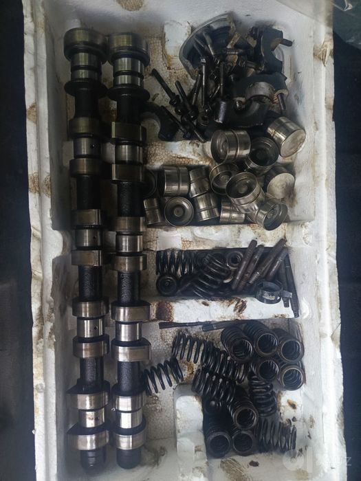 Продам З/Ч головка 1.6