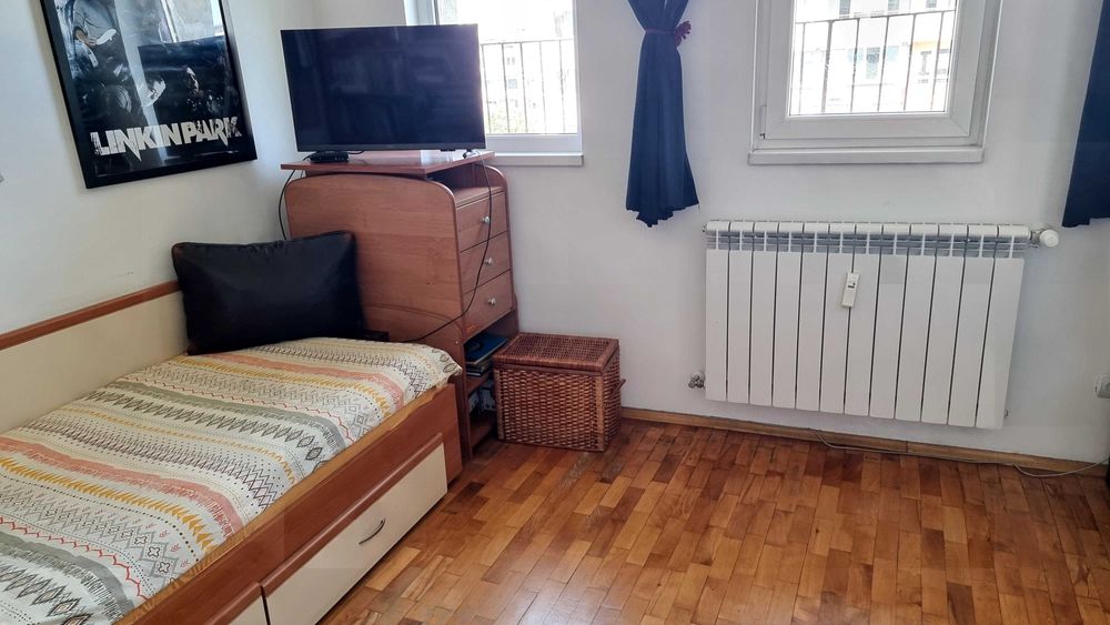 Дава се под наем Тристаен апартамент в София, Гоце Делчев - 67 кв.м за 535.5 € - Снимка #3