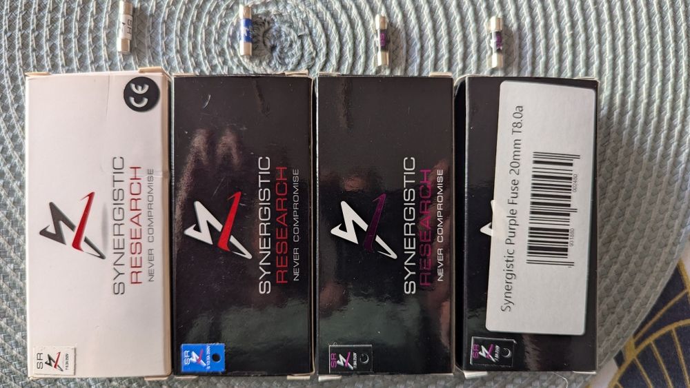 Synergestic Research Purple Blue Red Quantum Fuse HiFi Бушони