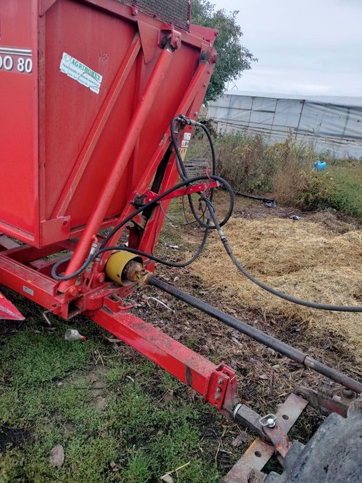 Culegător de porumb SIP Tornado 80
