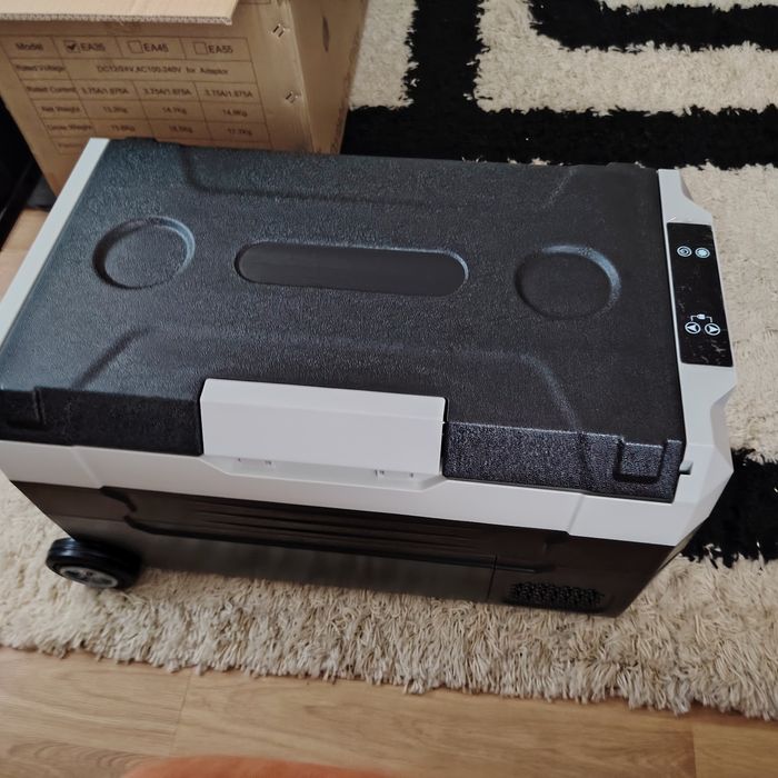 Frigider auto nou 12v și 24 v sau 220 v 35 litri