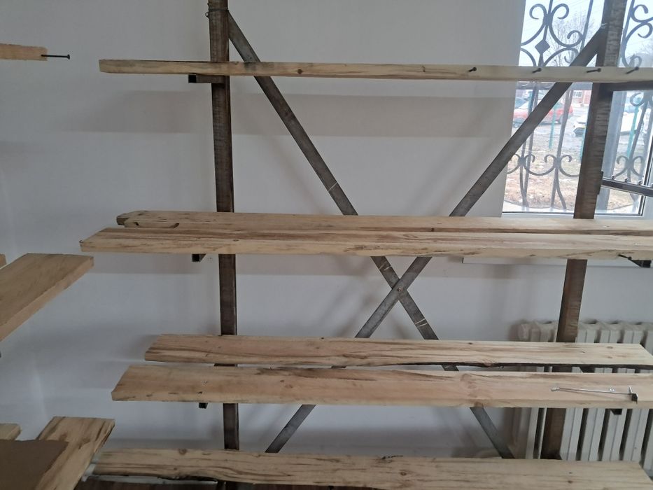 Продается стелаж