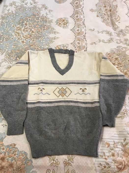 Мужские шерстяные  свитеры