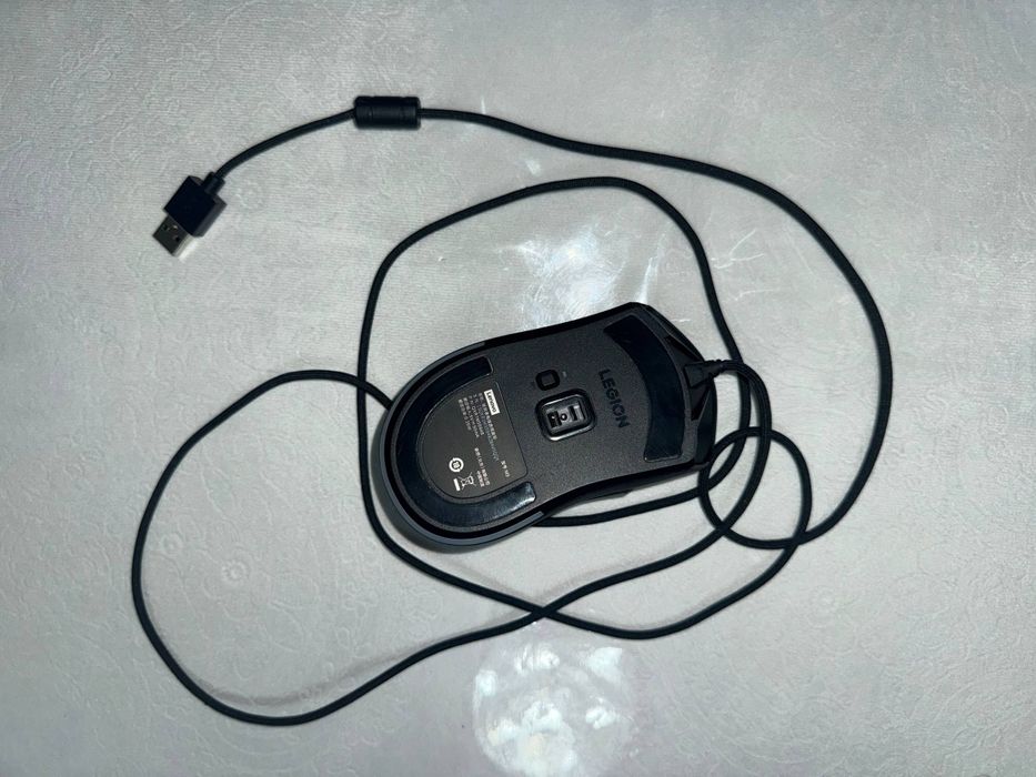 LENOVO LEGION M3  Игровая мышь