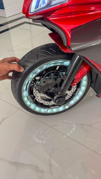 Детский мотоцикл Yamaha 24V Bluetooth EVA и подсветкой 3-7 лет до 30кг