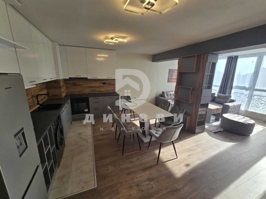 Продава се Тристаен апартамент в Стара Загора, Кольо Ганчев - 178 кв.м за 481 €/кв.м - Снимка #2