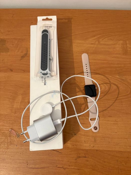 Продается Apple Watch 3 series