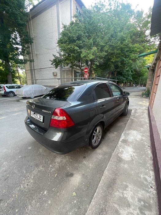 Ravon Nexia 3. Автомат