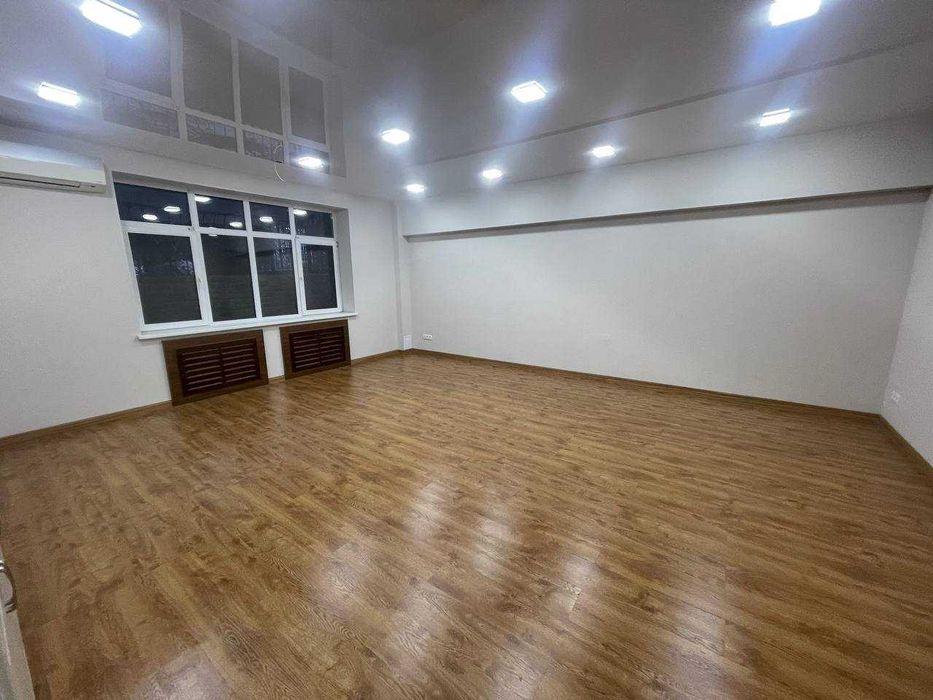 Офис 500м ул.Моштабиб, ор-р ул.Нукусская и Амира Тимура с ремонтом(ЛА)