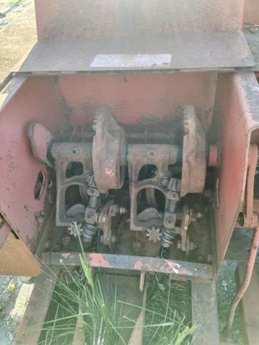 Vând balotiera bauty