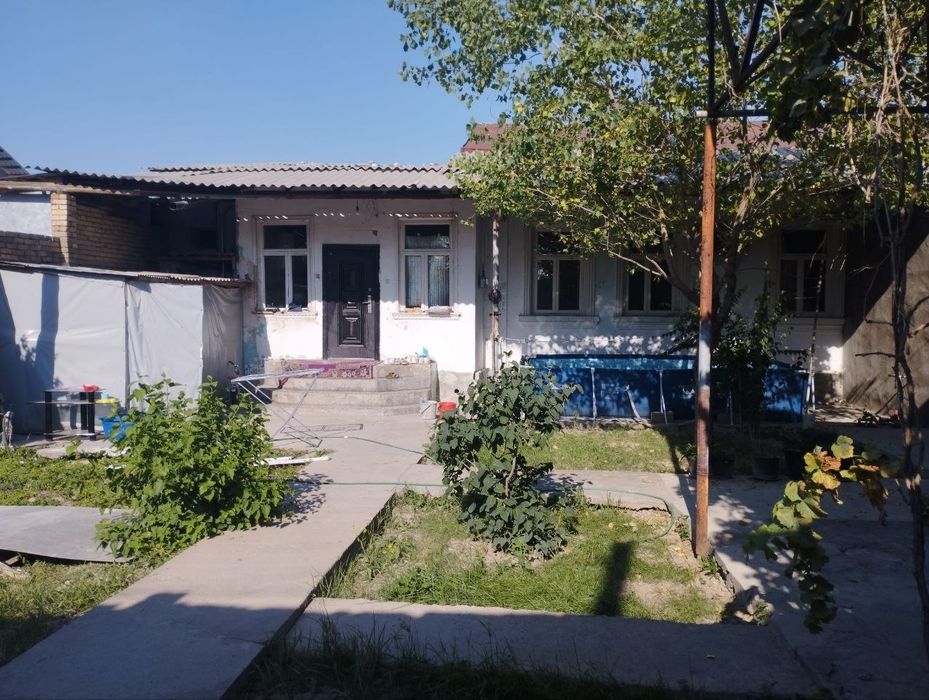 Продаётся дом 3 сотк 4 комнат ул. Алимкент. Махмур