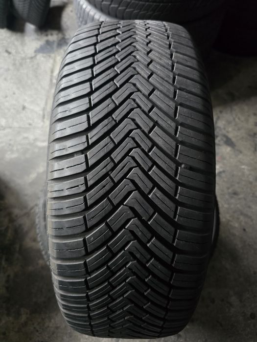 Continental 215/60 R16 99V MS all season