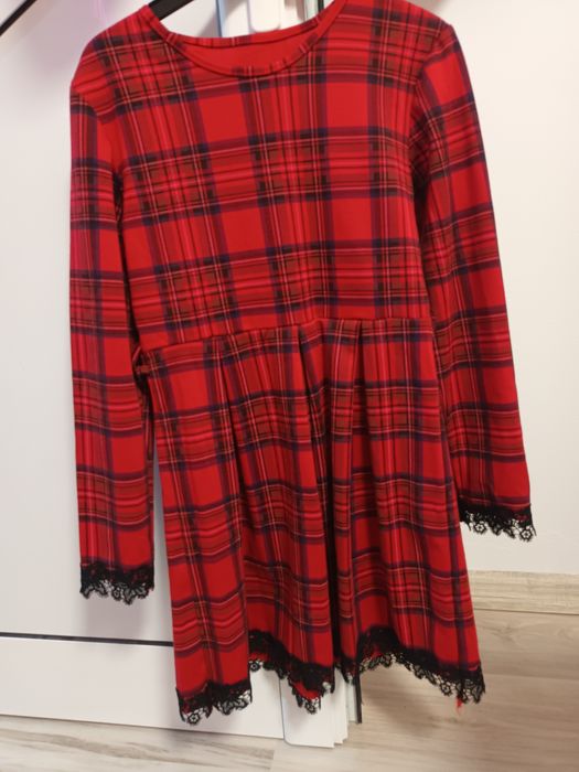 Официални рокли 7-8години