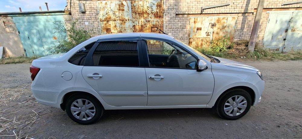 Продам машину Lada Granta