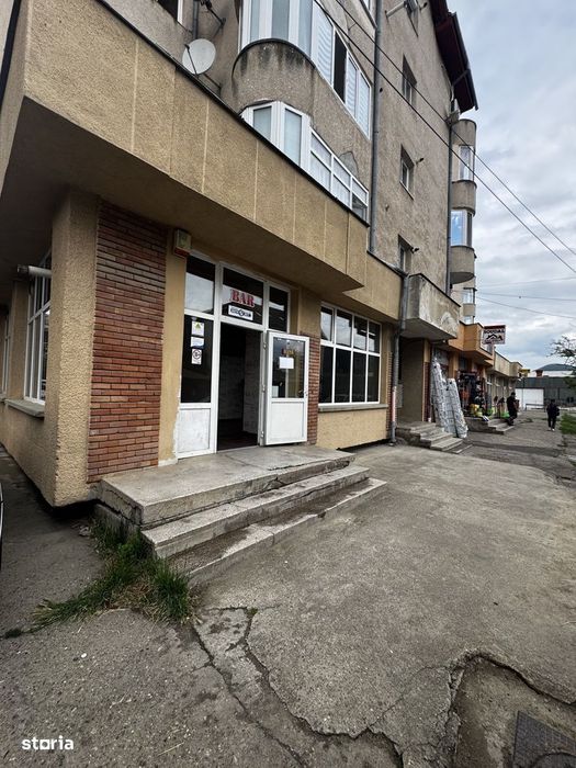 Spațiu comercial de vânzare