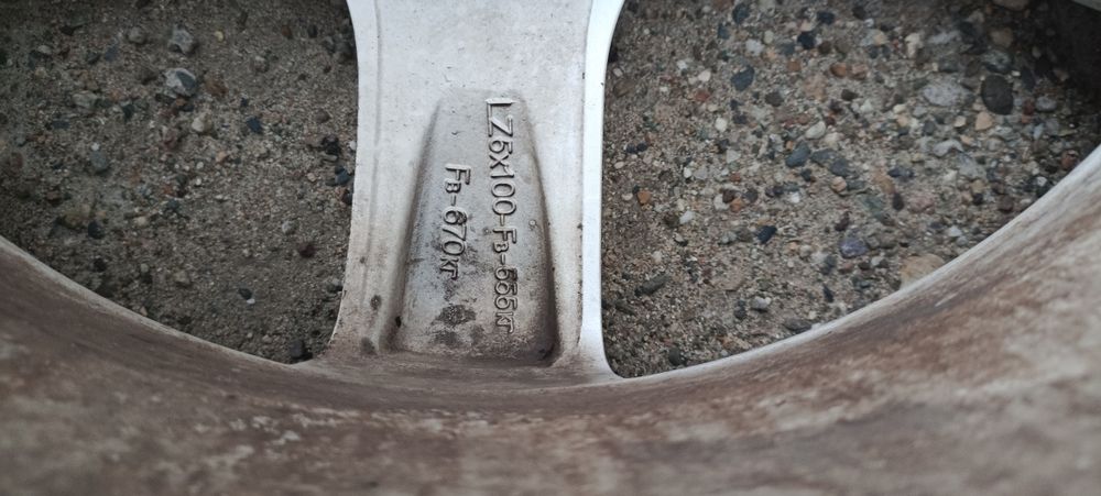 Продам литые диски