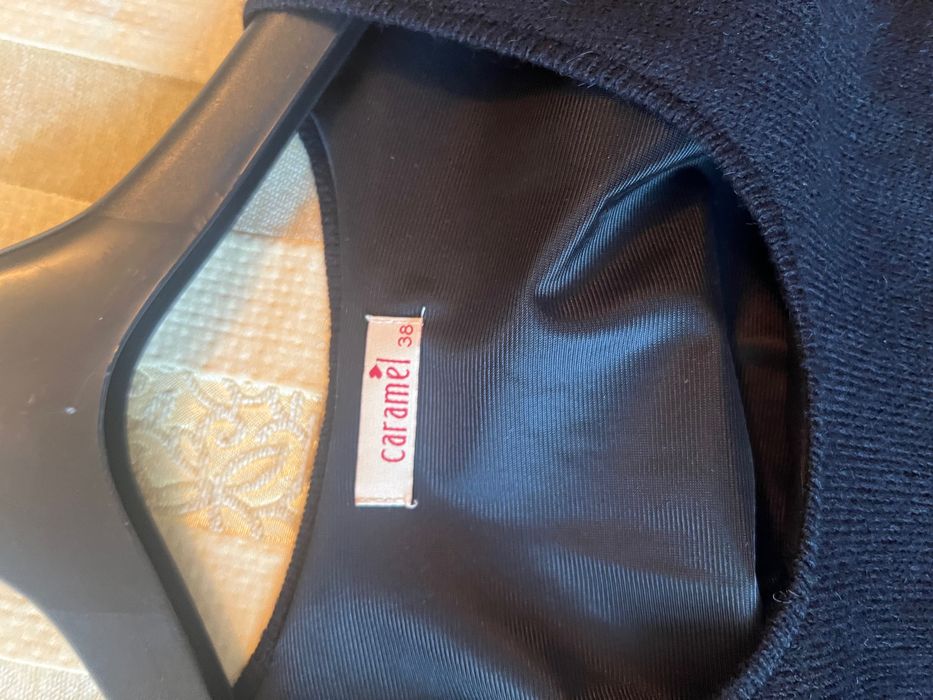 Rochie neagra Caramel 38
