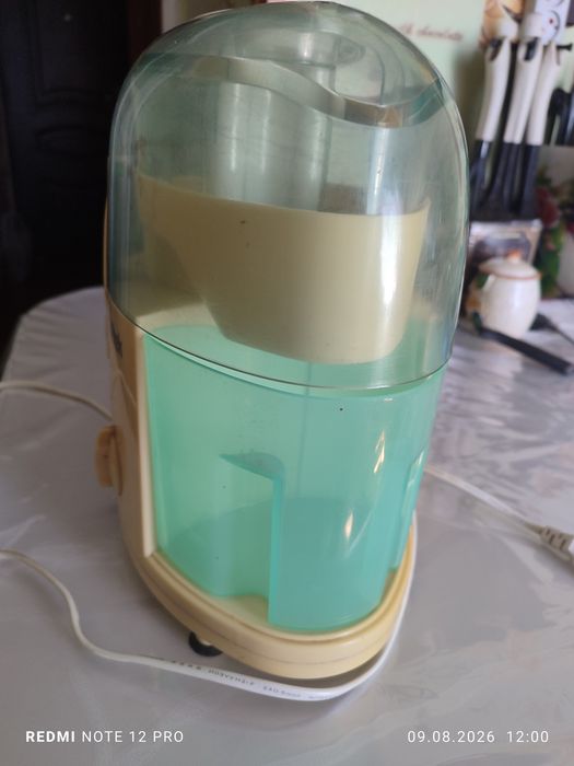 Продам соковыжималку.
