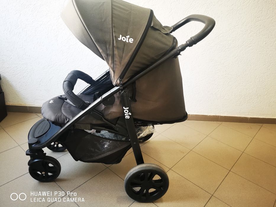 Vând cărucior Joie Litetrax