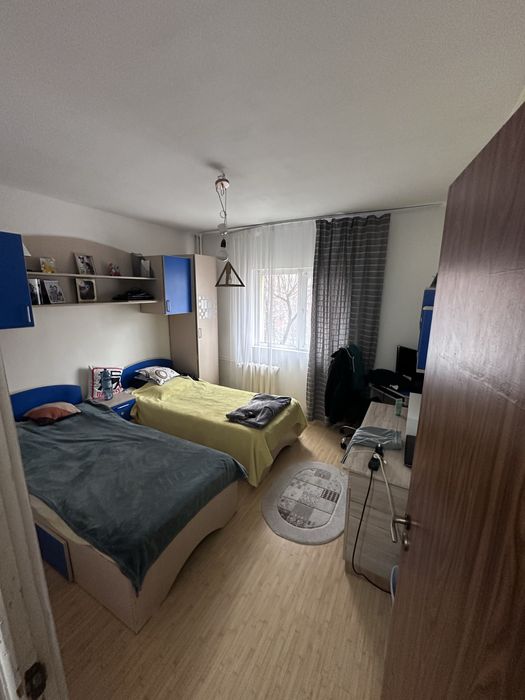 Vand 3 camere Carei Basarabia