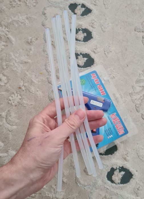 Клеевой пистолет