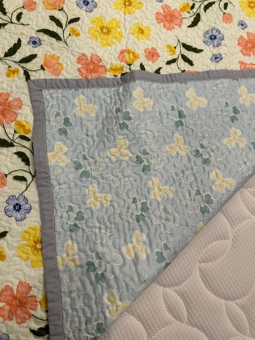 Продам корпеше и одеяла