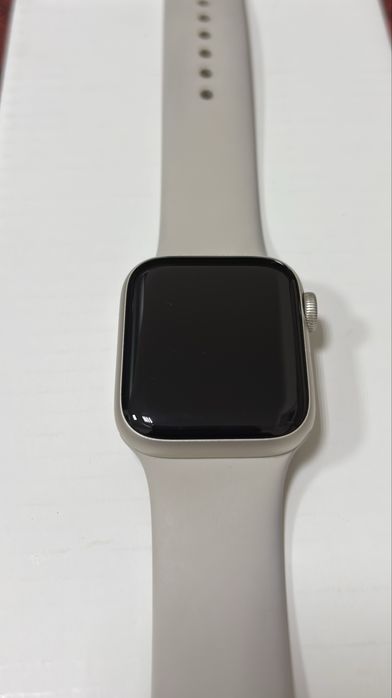 Продам часы apple watch se 40 mm