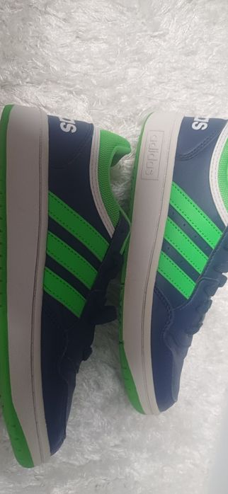 Детски маратонки за момче без следи от употреба