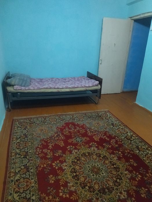 Сдам 3 комнатную квартиру помесячнос