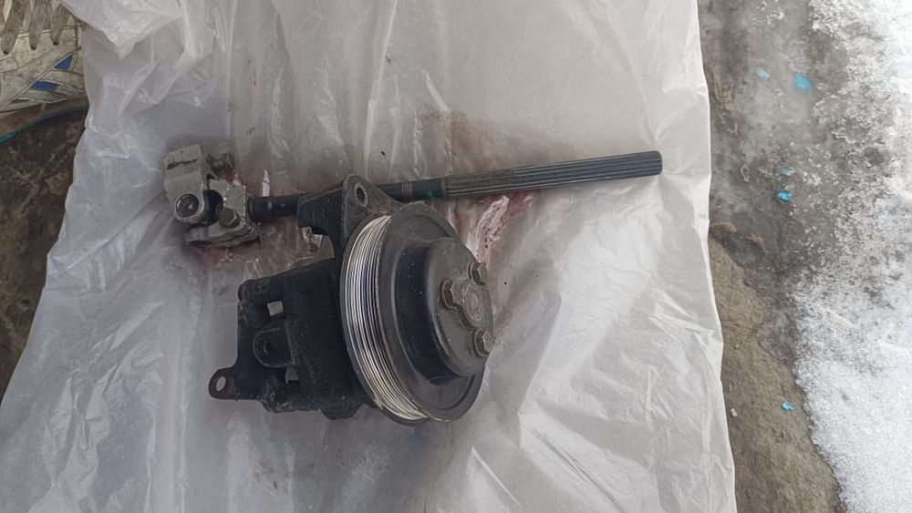 Продам запчасти на БМВ е34