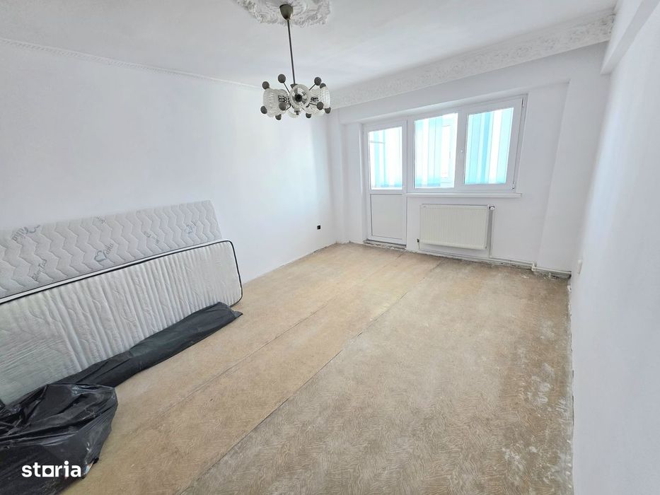 3 camere decomandate zona Bariera, sup 68 mp