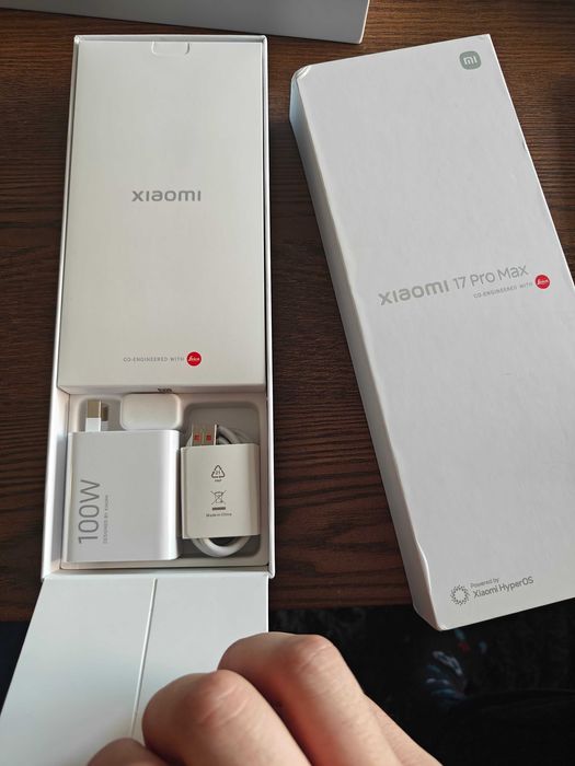 Xiaomi 17 Pro Max 16/512GB черен  и бял