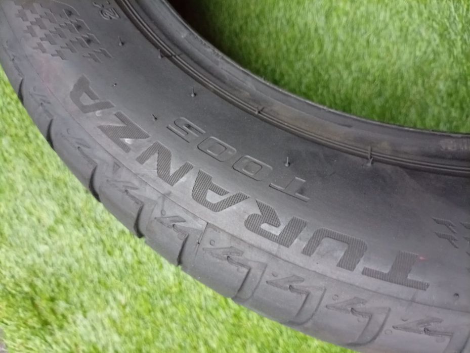 215 55 17 Bridgestone