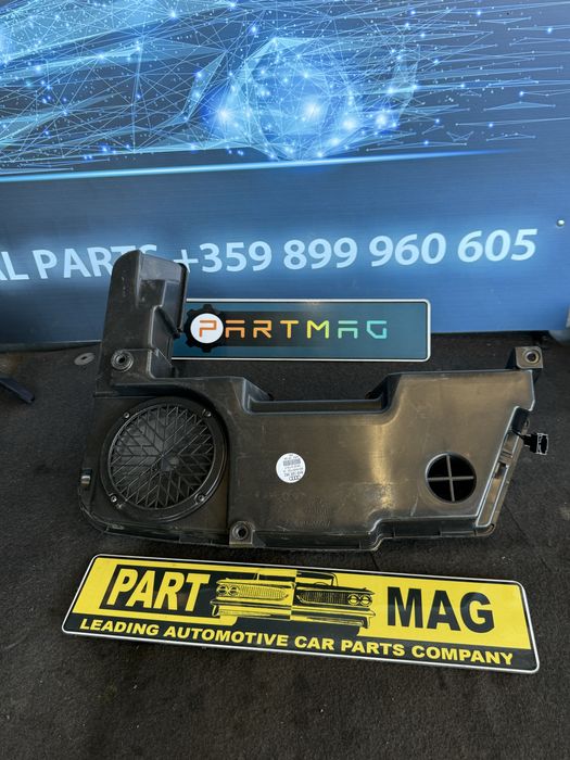 Бас колона буфер субуфер Audi A4 B8 комби обикновен 8k9035382